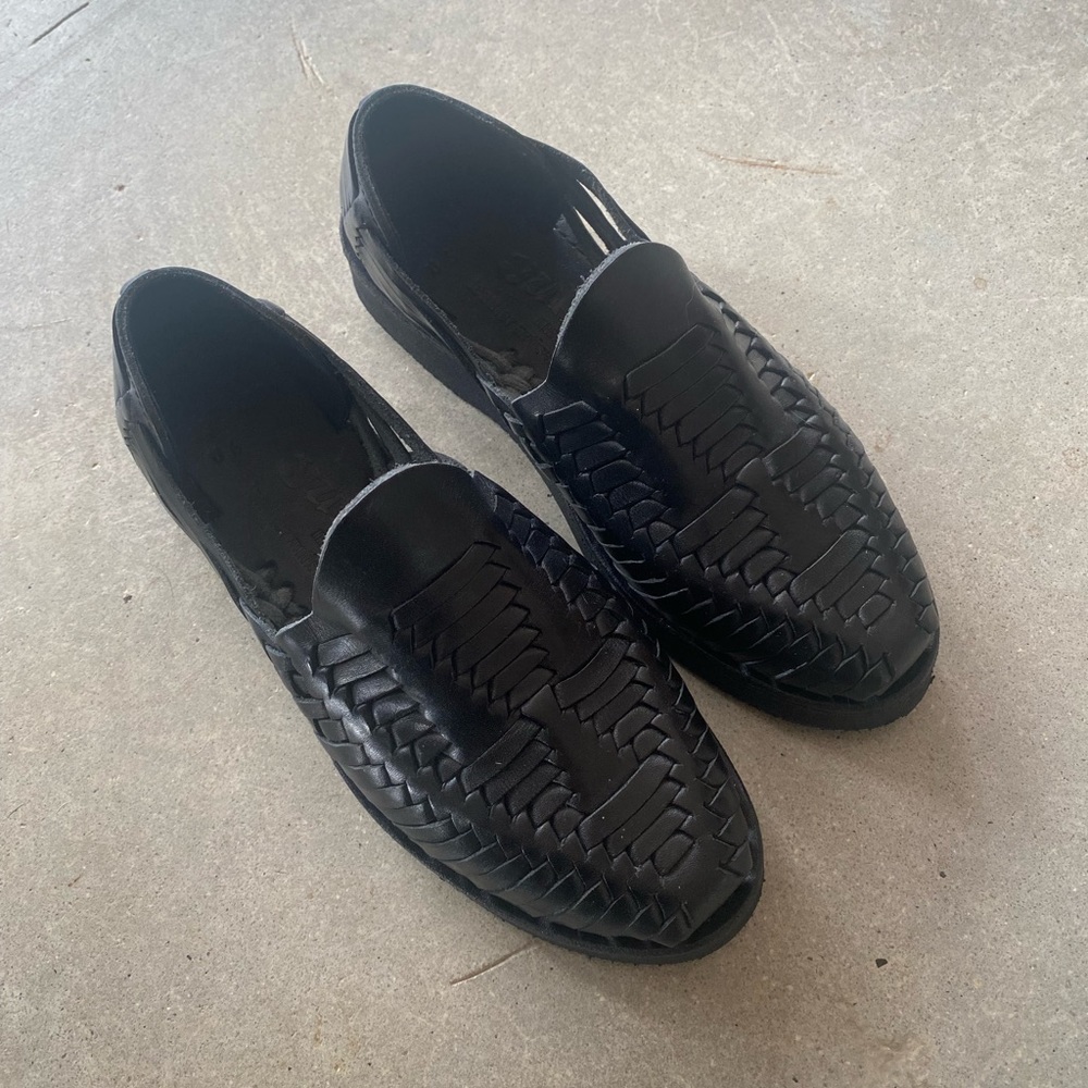 Yuketen Women’s Alejandro Huarache in Black Leather